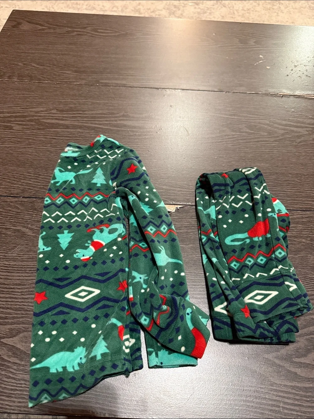 Cat & Jack Green Dinosaur Fleece Scarf and Headband Set